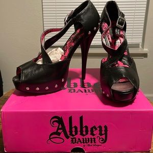 Abbey Dawn by Avril Lavigne Pretty Please size 9